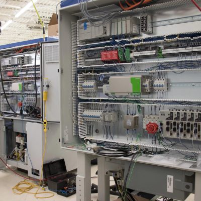 High Mix Low Volume Manufacturing: Managing BOMs and Part Flow in Machinery Production